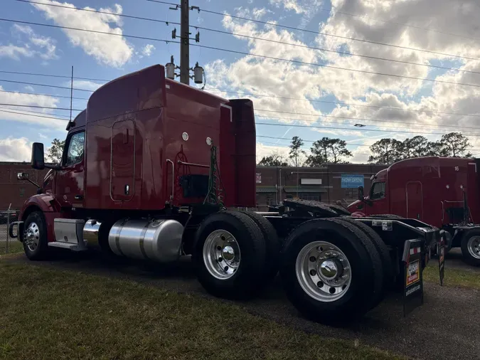 2022 Peterbilt 579