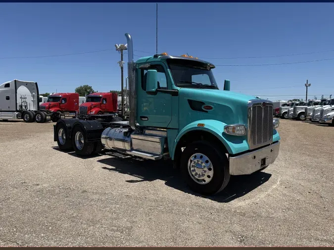 2023 Peterbilt 567