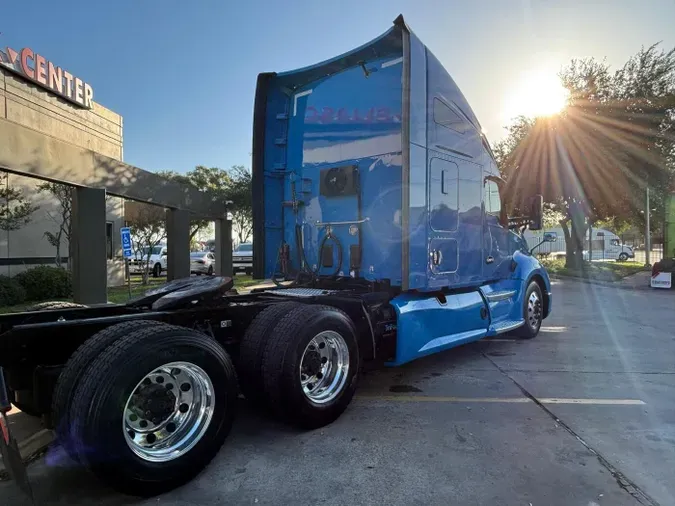 2022 Kenworth T680