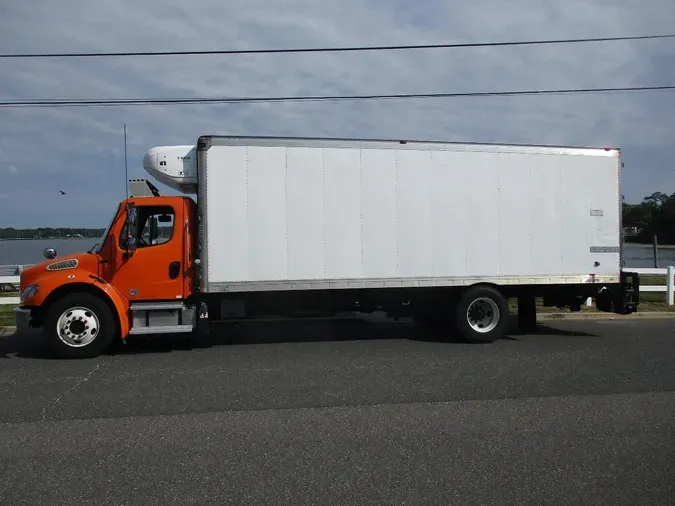 2013 FREIGHTLINER M2