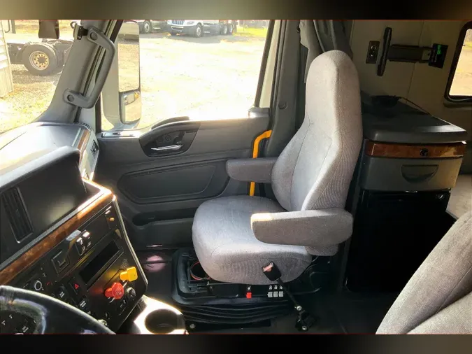2021 INT LT625 6x4