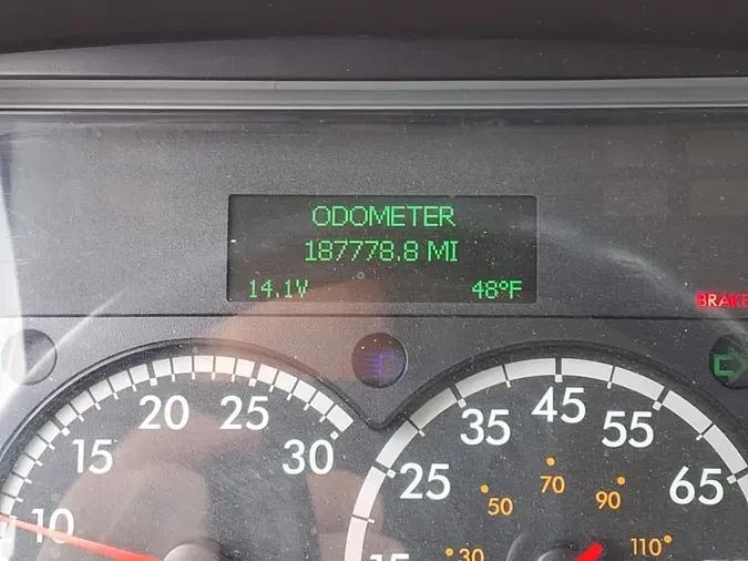 2019 FREIGHTLINER/MERCEDES M2 106