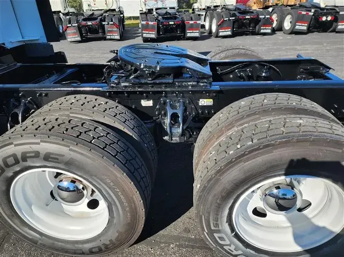 2023 KENWORTH T680b10f5475301b421fdff355d7c990533f