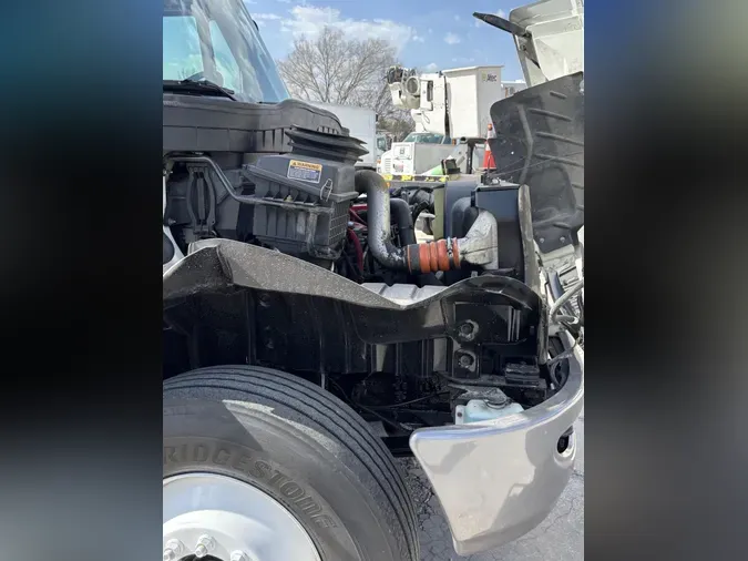 2019 International 4300