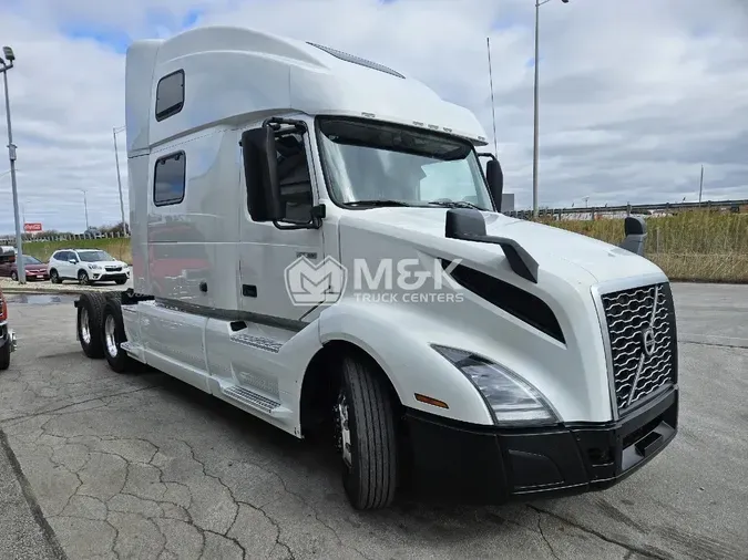 2022 VOLVO VNL64T860