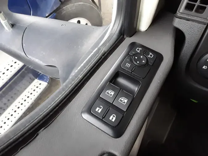 2020 NAVISTAR INTERNATIONAL LT625 SLPR CAB