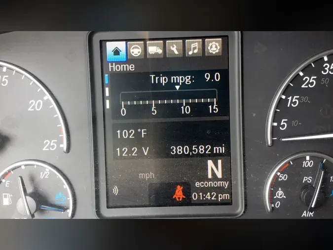 2024 Freightliner Cascadia 126