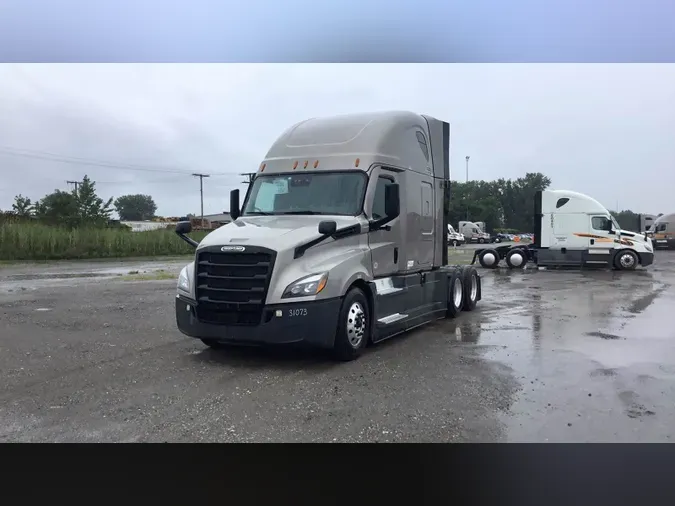 2024 Freightliner Cascadia 126