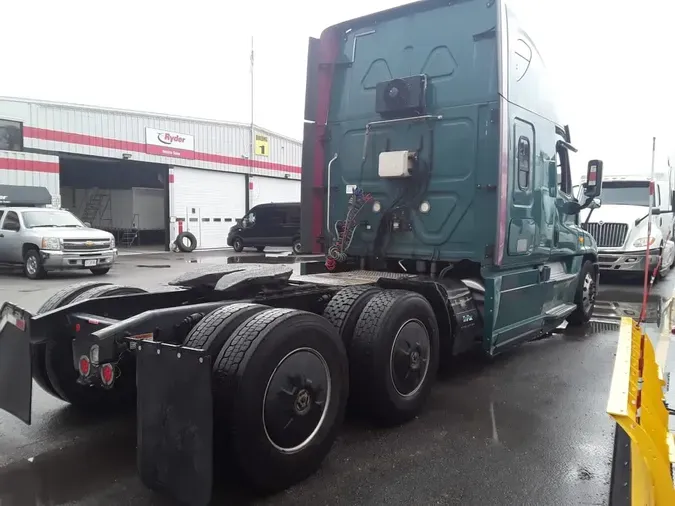2018 FREIGHTLINER/MERCEDES CASCADIA 125
