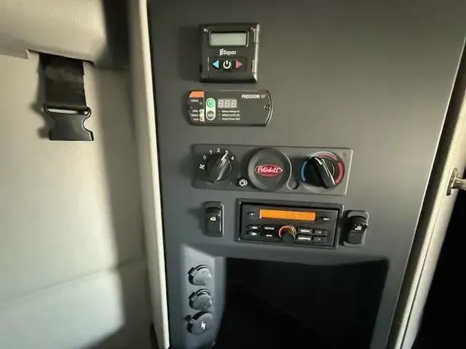 2024 Peterbilt 579