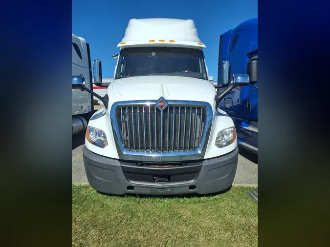 2019 NAVISTAR INTERNATIONAL LT625 SLPR CAB