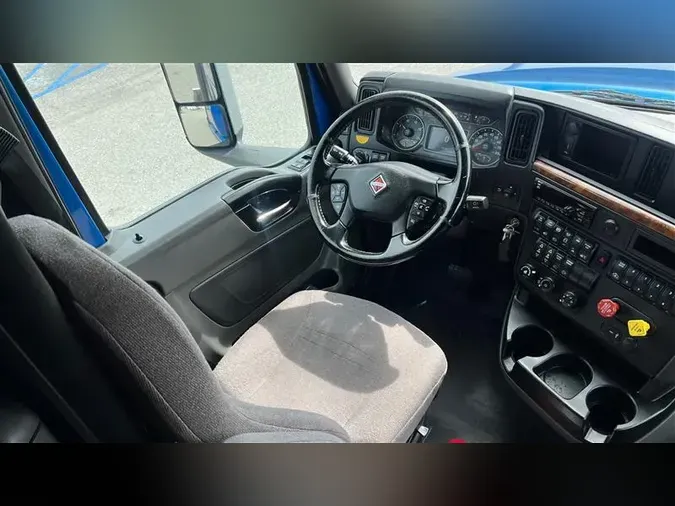 2020 INTERNATIONAL LT