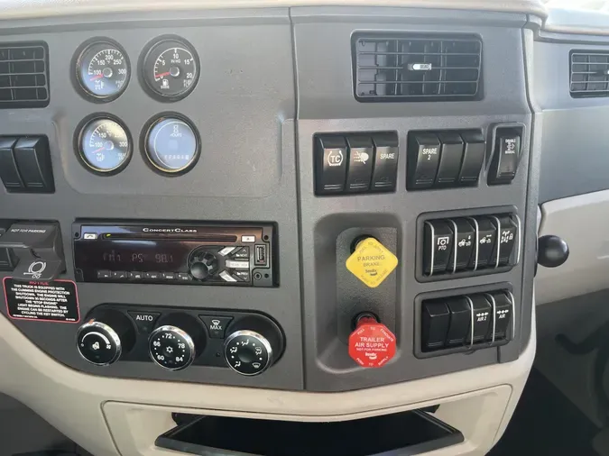 2020 Peterbilt 567