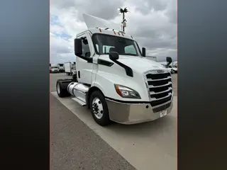 2020 FREIGHTLINER/MERCEDES NEW CASCADIA 116