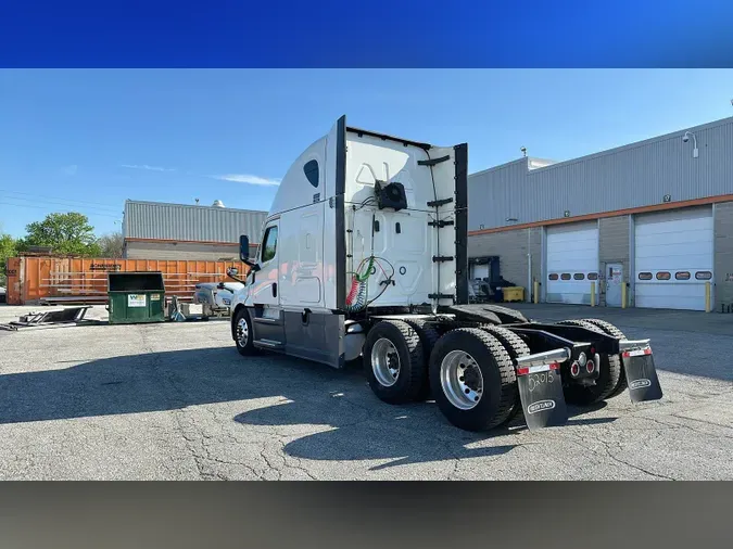 2021 Freightliner Cascadia