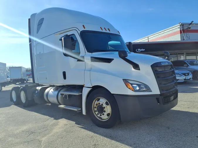 2018 FREIGHTLINER/MERCEDES PT126064ST