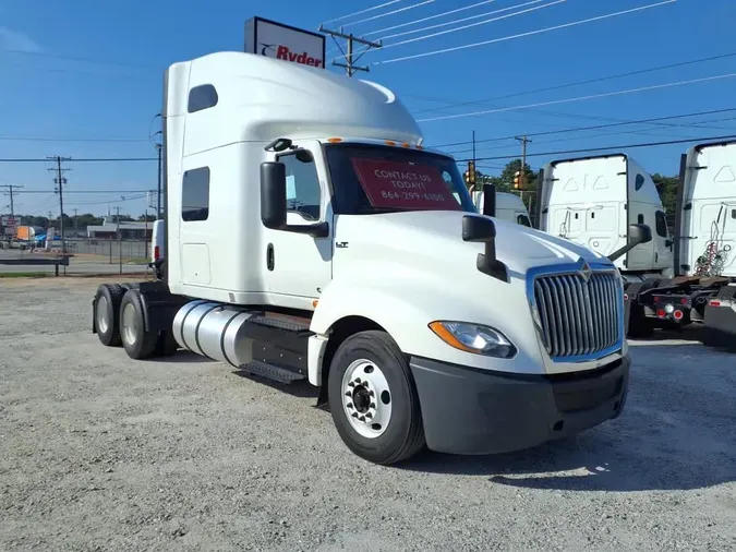 2020 NAVISTAR INTERNATIONAL LT625 SLPR CAB