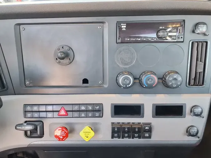 2020 FREIGHTLINER/MERCEDES NEW CASCADIA PX12664b13fbf9f59b9d1ac9bcc0f2088dadb2b