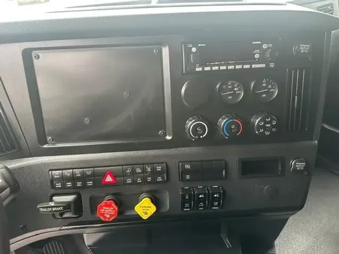 2024 Freightliner Cascadia