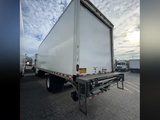 2019 FREIGHTLINER/MERCEDES M2 106