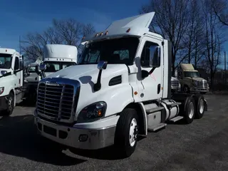 2018 FREIGHTLINER/MERCEDES CASCADIA 113