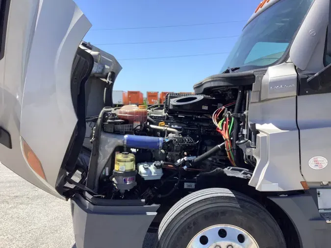 2022 Freightliner Cascadia 126b144cd1fd9910036b87852197a17d7c3
