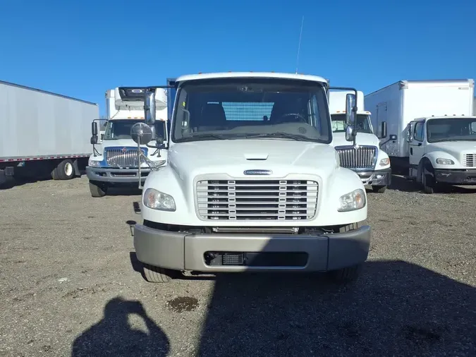 2018 FREIGHTLINER/MERCEDES M2 106