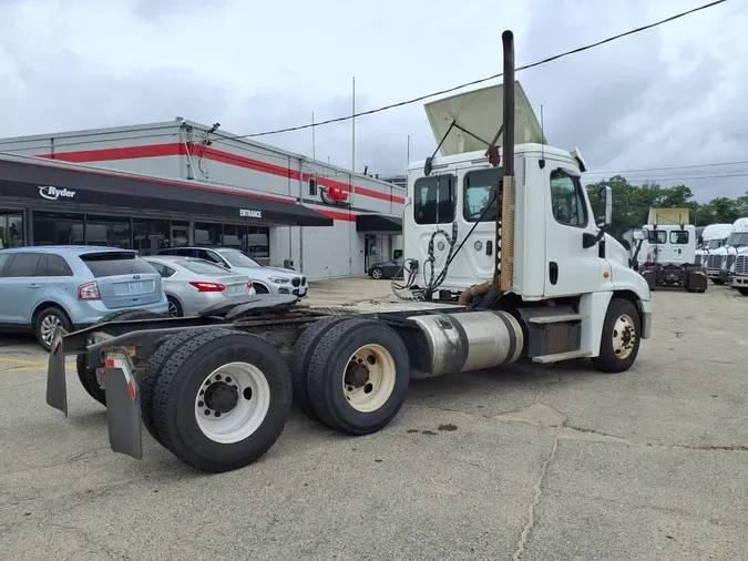 2018 FREIGHTLINER/MERCEDES CASCADIA 125