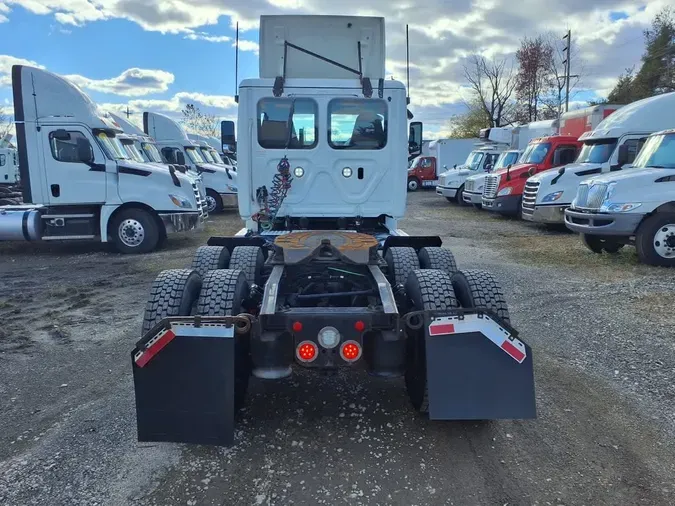 2019 FREIGHTLINER/MERCEDES NEW CASCADIA PX12664