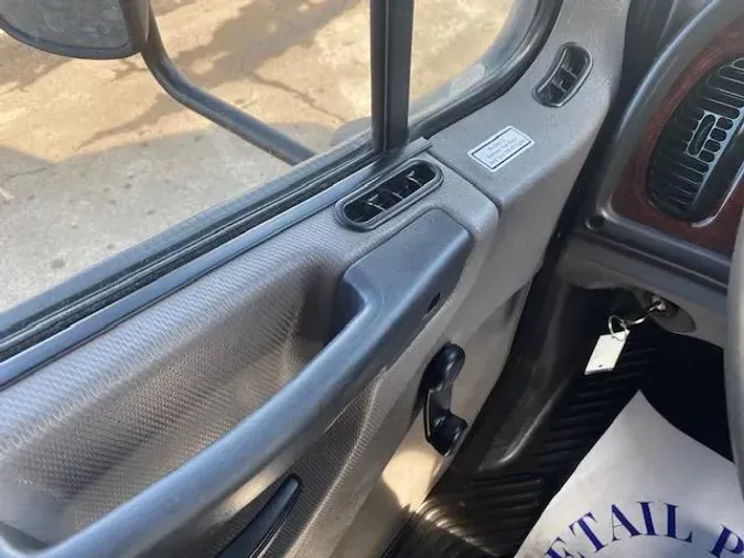 2020 Freightliner Business Class M2 106