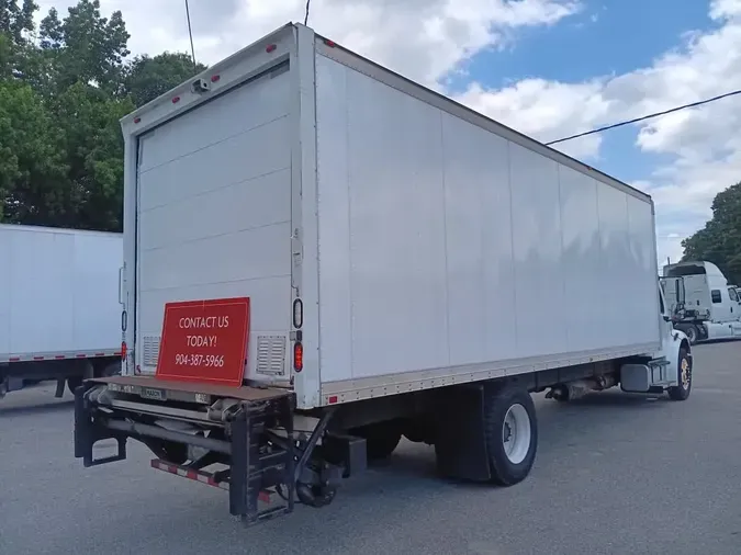 2016 FREIGHTLINER M2 106