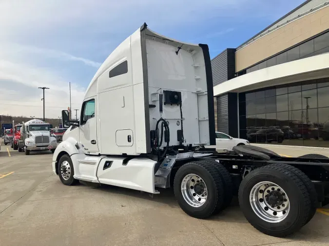 2021 Kenworth T680