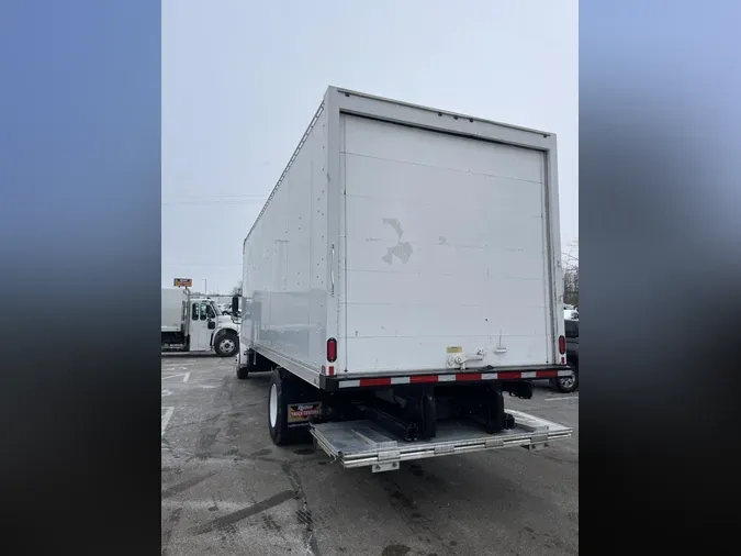 2019 Freightliner Business Class M2 106