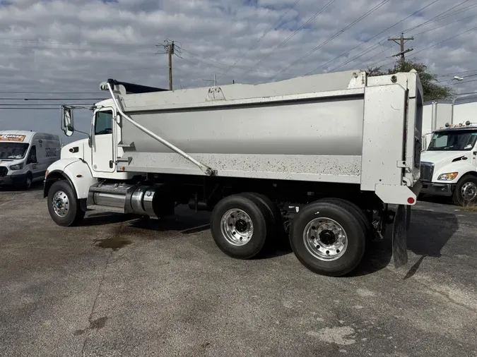 2018 Peterbilt 348b1519ebac91fbdbe952eda5f1ffbe384