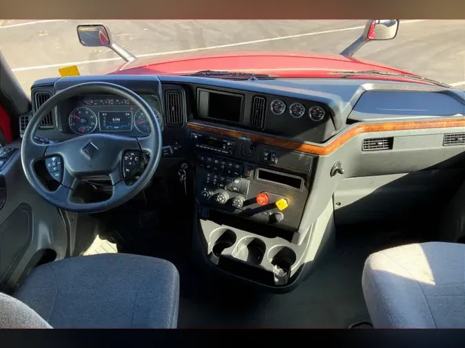 2021 INT LT625 6x4