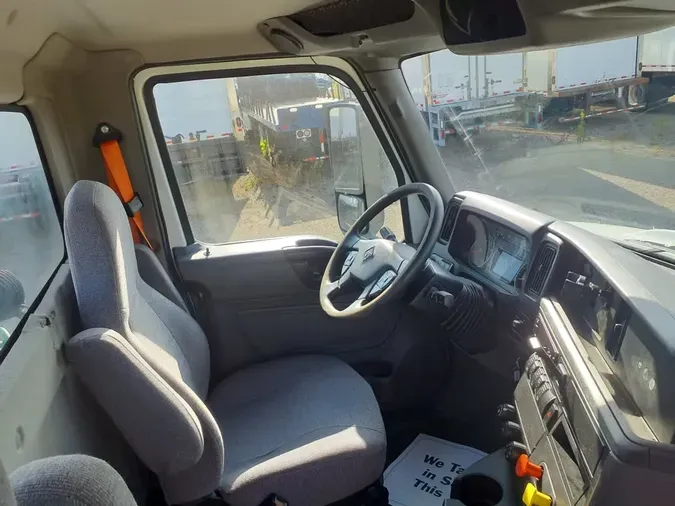 2019 NAVISTAR INTERNATIONAL RH613 DAYCAB S/A