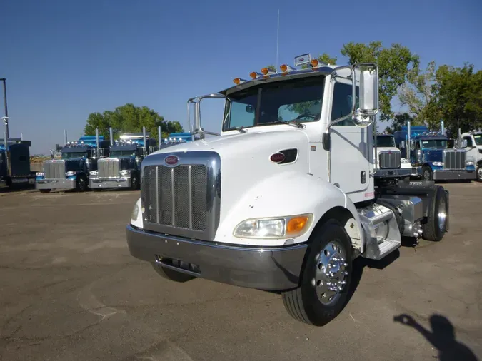 2012 Peterbilt 337