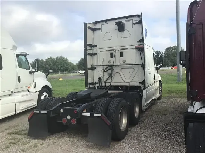 2015 FREIGHTLINER CASCADIA