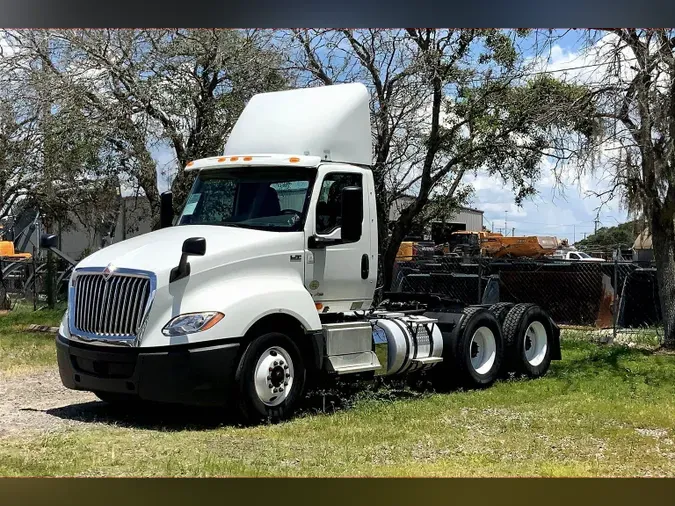 2019 INT LT625 6x4