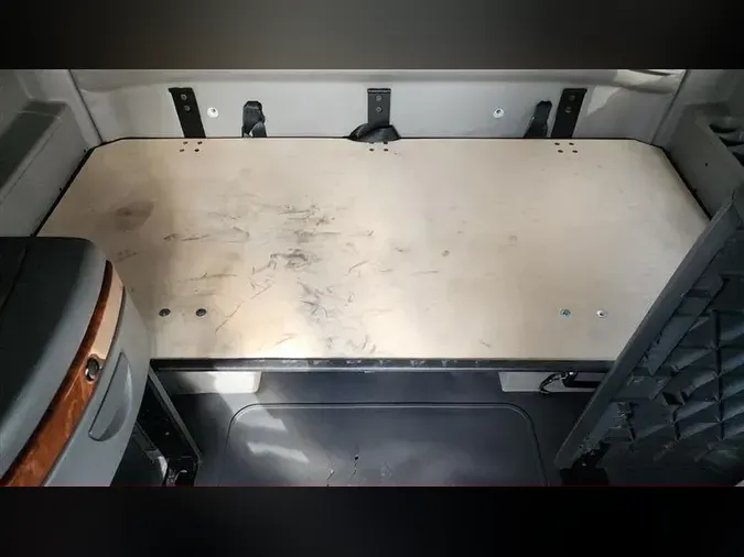 2022 INTERNATIONAL LT