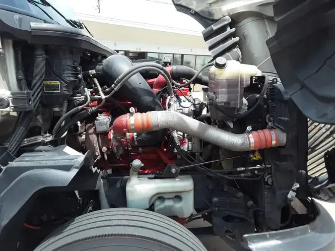 2020 NAVISTAR INTERNATIONAL LT625 SLPR CAB