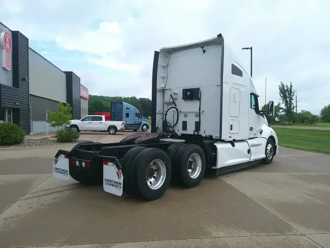 2022 Kenworth T680