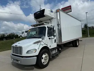 2018 Freightliner M2 106