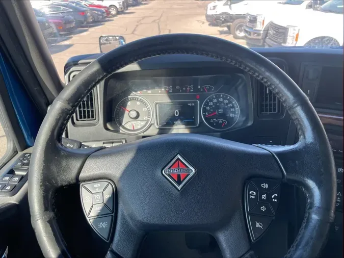 2020 International LT625