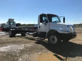 2016 INTERNATIONAL 4300