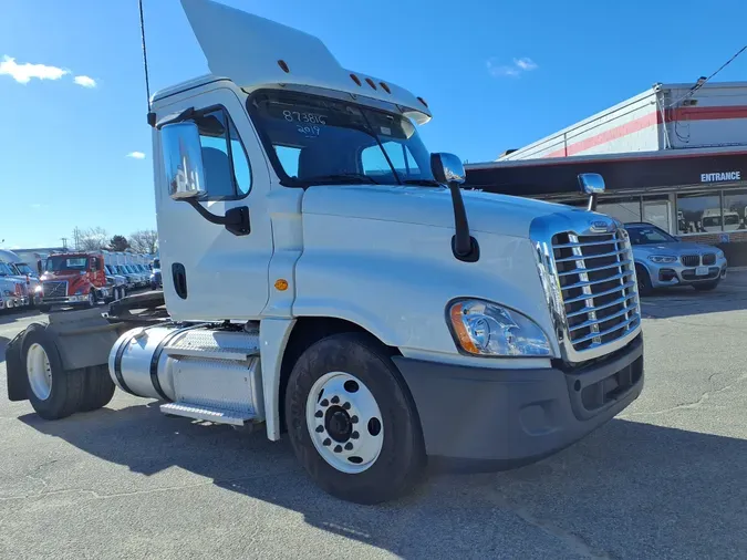 2019 FREIGHTLINER/MERCEDES CASCADIA 125