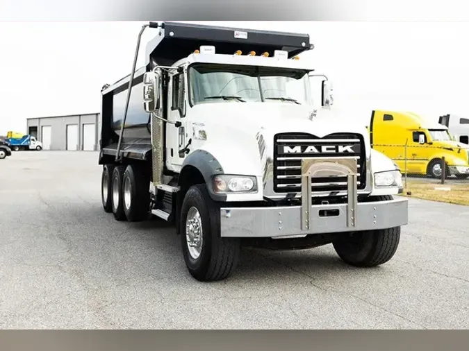 2023 MACK GRANITE GU713