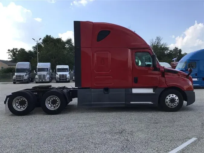 2020 FREIGHTLINER CASCADIA