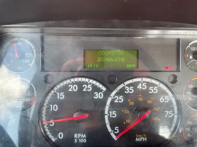 2020 FREIGHTLINER M2 112