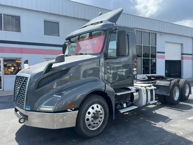 2019 VOLVO VNL64T-300b171c9650fdb3f70ca8fe6a3a5ccc068